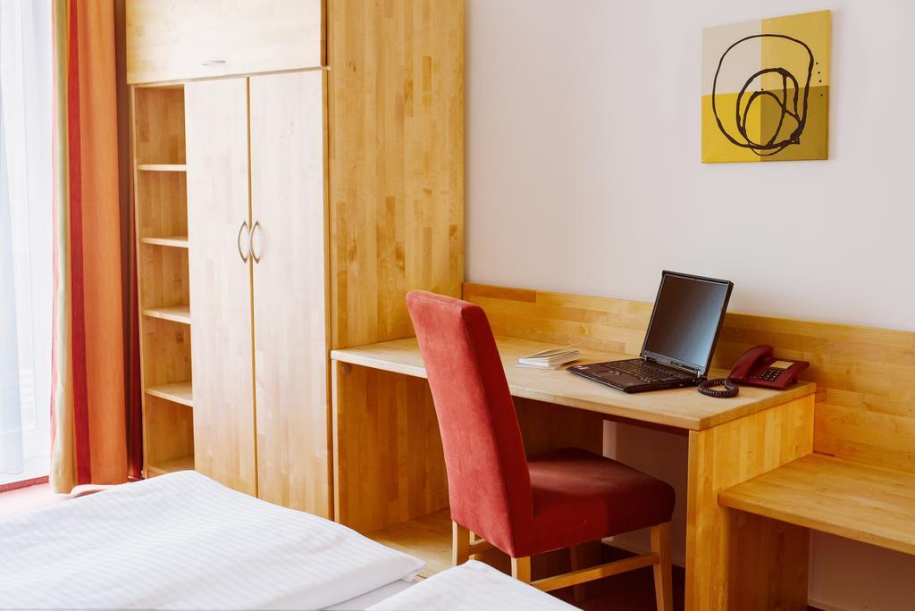 Essentis Ecohotel Берлин Экстерьер фото